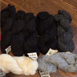 Briggs and Little Yarn Bundle
